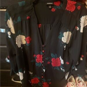 Torrid Black Top with Red and White Floral Design